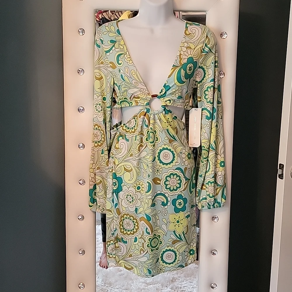 Almost Famous "Want it Wear it Love it" Girls Out Night Dress 💚💛 - Picture 6 of 7
